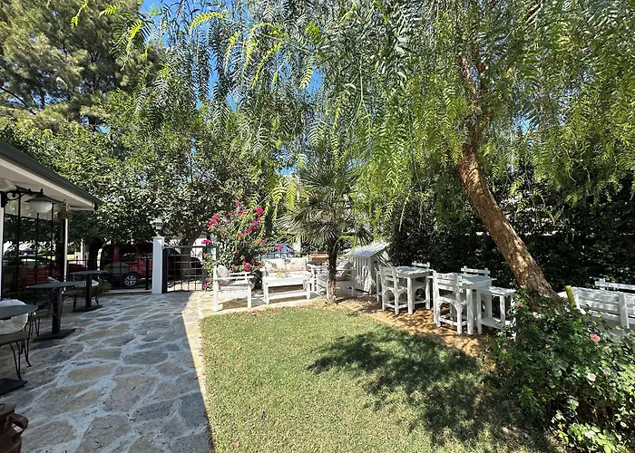 Taş Otel 2*