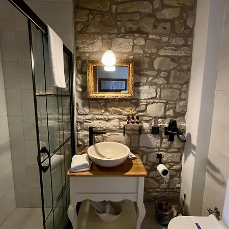 Tas Hotel