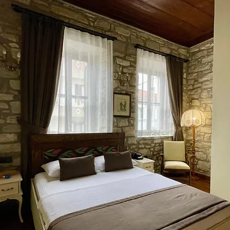 Hotel Tas 2*