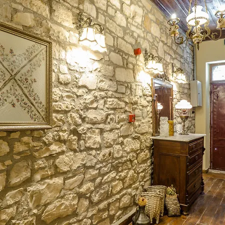 Tas 5* Urla