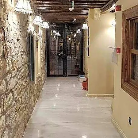 מלון Tas 5*