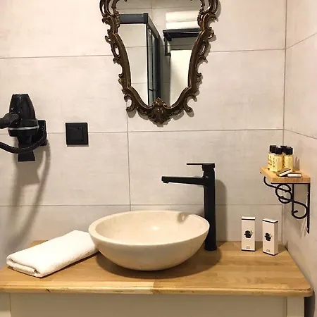 Tas Hotel 5*